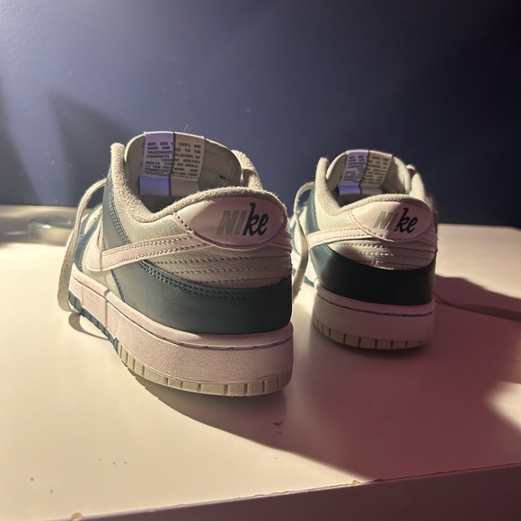 Nike Dunk Low Retro sneakers in gray and deep green - Picture 3 of 3